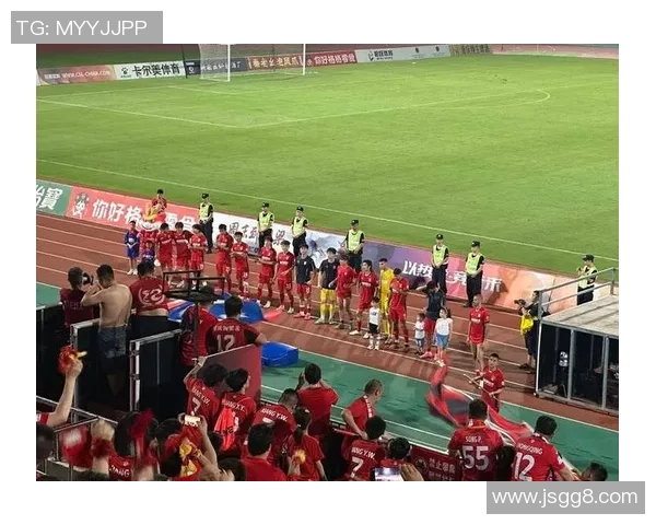 赛后分析：广州排球队与重庆排球队的比赛节奏及表现对比探讨